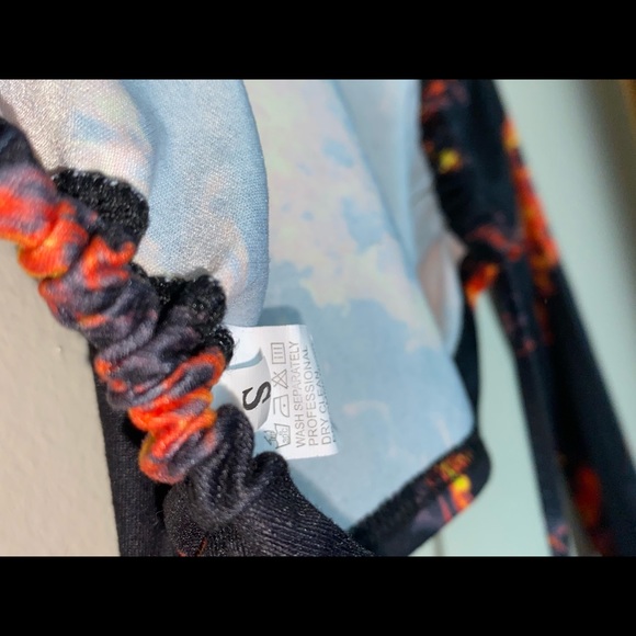 Super cropped flame tie up top cutout back - Picture 3 of 5